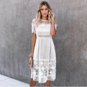NWT Endless Rose VICI White Lace Dress
